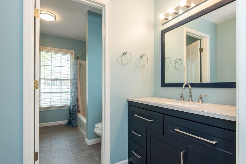2810 Stillwater Park Drive, Marietta, Georgia image 38