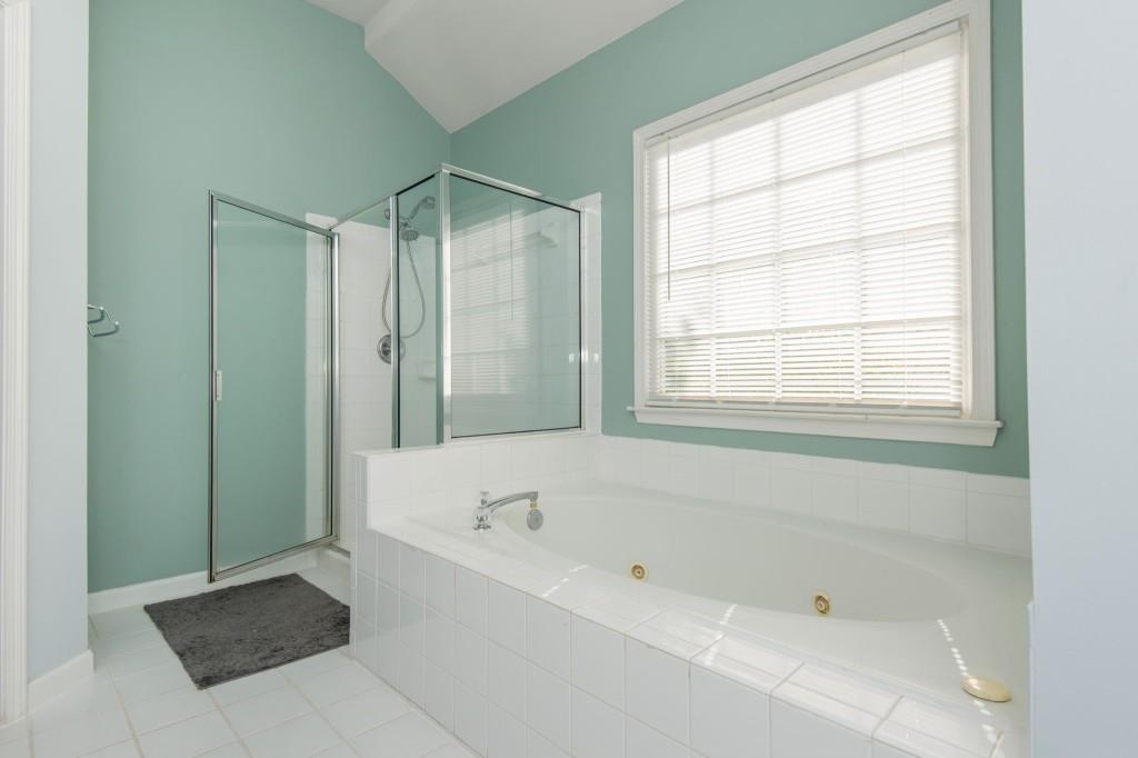 2810 Stillwater Park Drive, Marietta, Georgia image 32