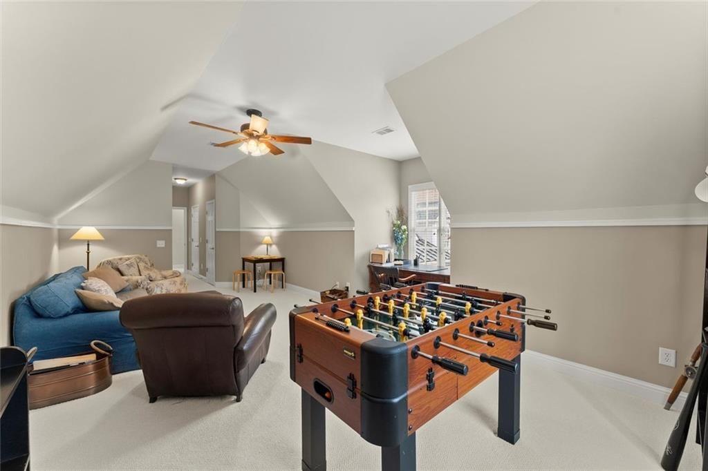 WOODBRIDGE AT HAMILTON LAKE - Residential