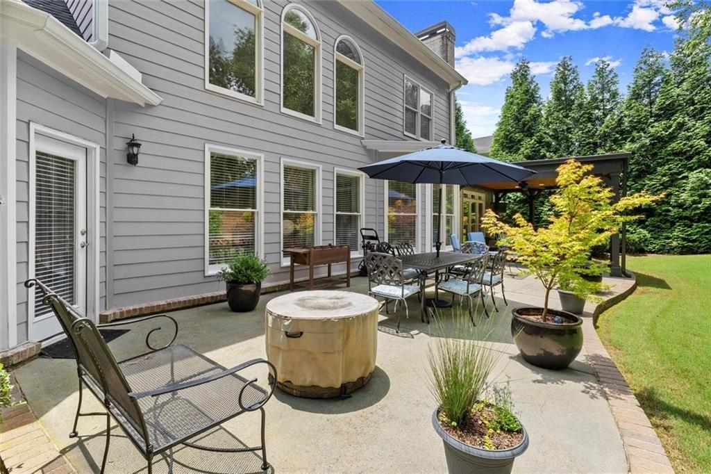 WOODBRIDGE AT HAMILTON LAKE - Residential