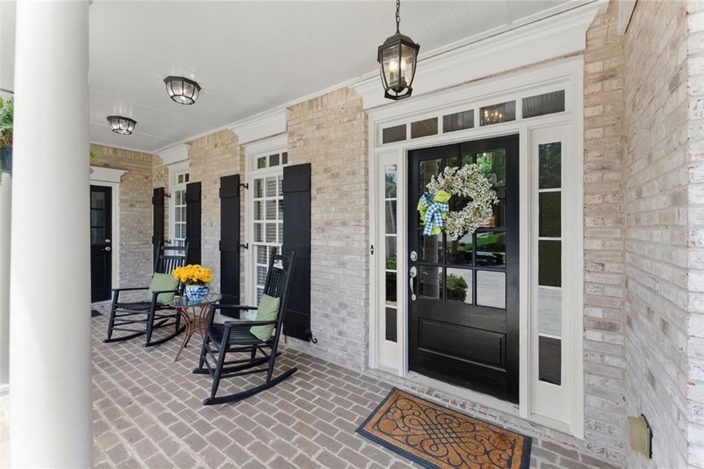 WOODBRIDGE AT HAMILTON LAKE - Residential