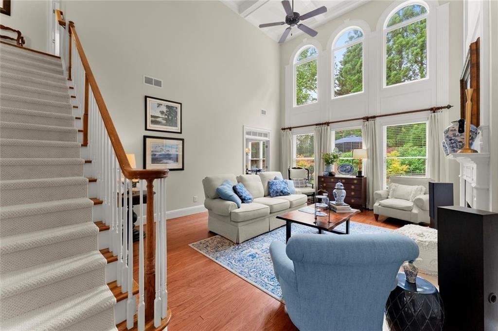WOODBRIDGE AT HAMILTON LAKE - Residential