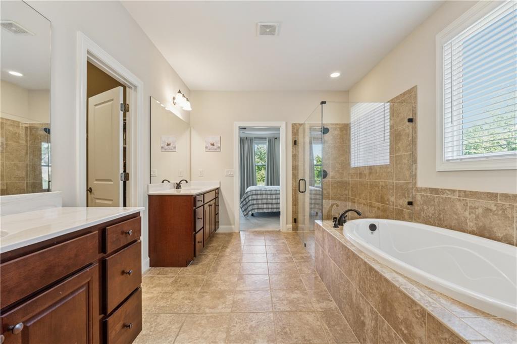 7102 Boathouse Way, Flowery Branch, Georgia image 32