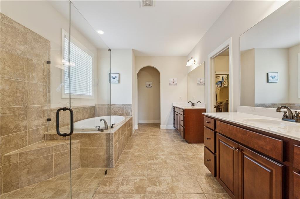 7102 Boathouse Way, Flowery Branch, Georgia image 30