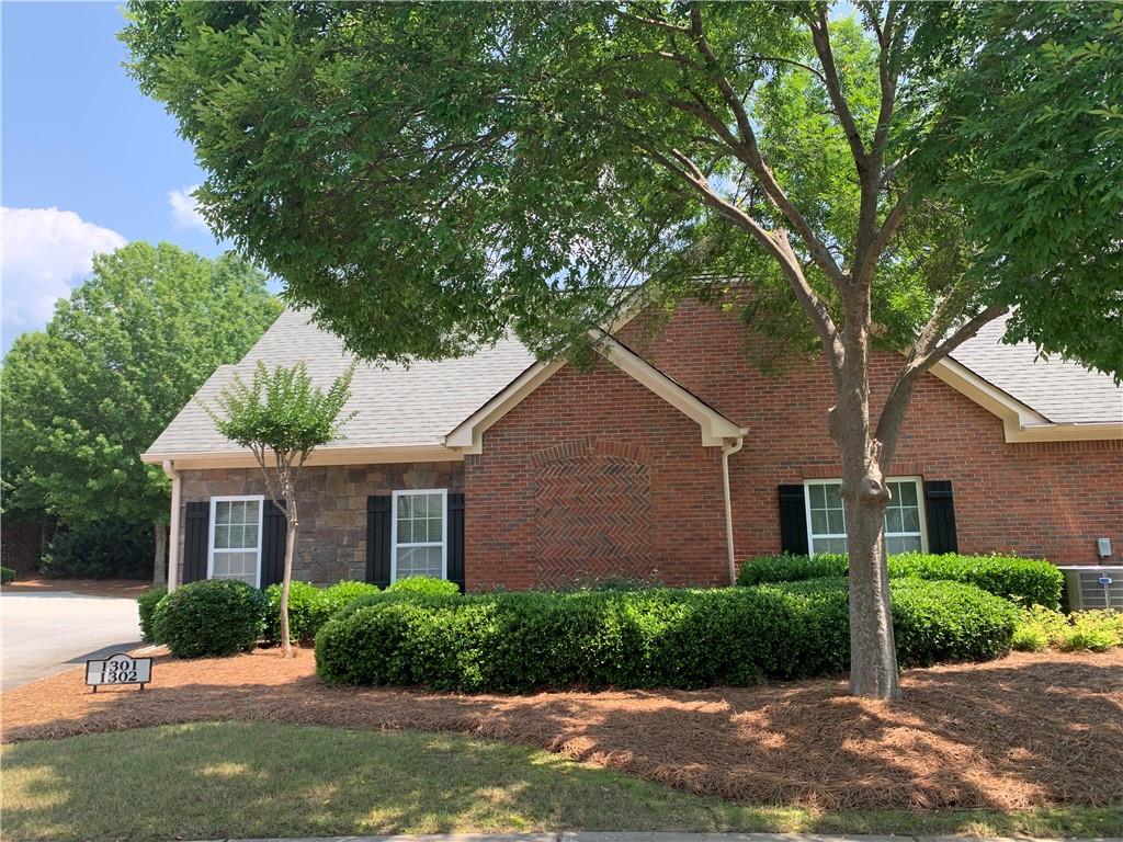 1301 Haven Circle, Douglasville, Georgia image 1