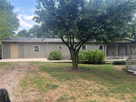 A home in Douglasville