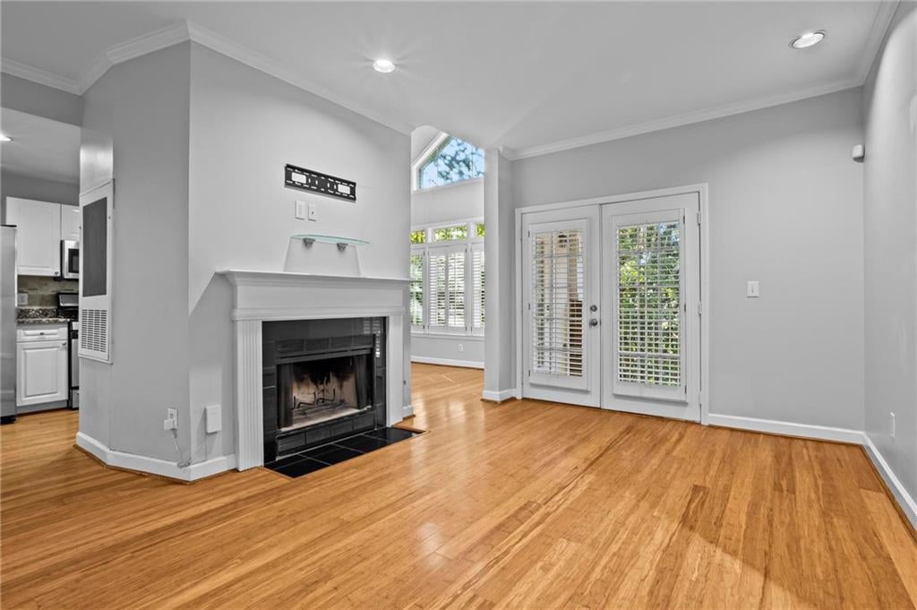 220 Renaissance Parkway NE 2322