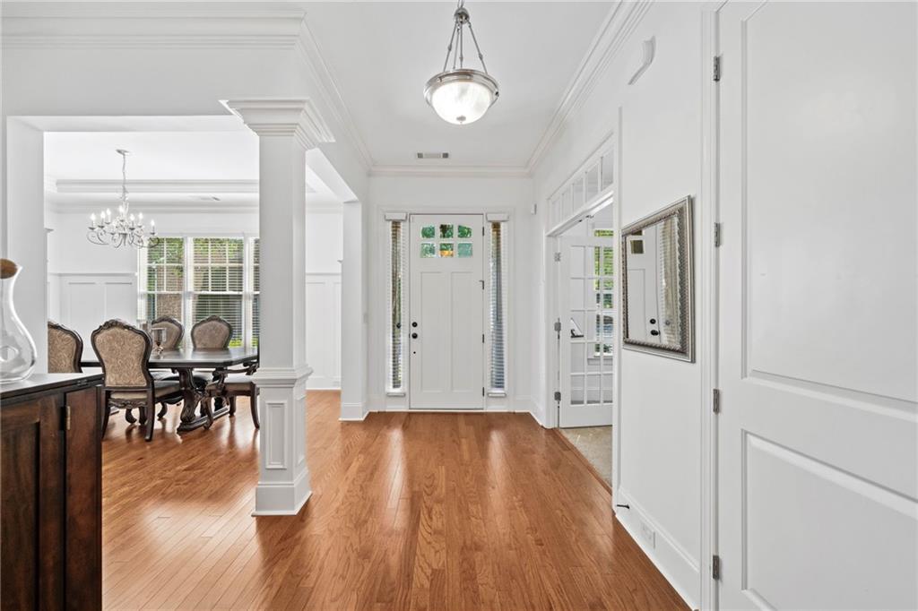 13042 Dartmore Avenue