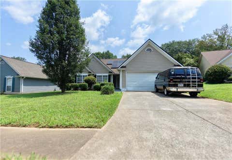 Homes For Sale - 2805 Avalon Meadows Lane<br/> Lawrenceville, GA 30044