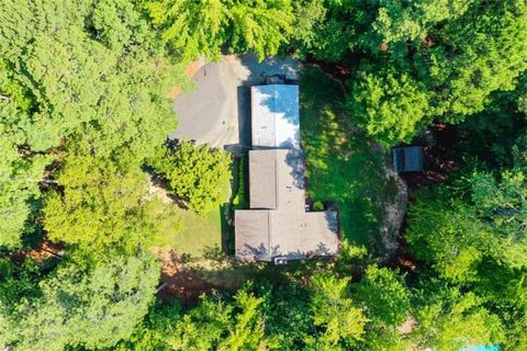 A home in Powder Springs