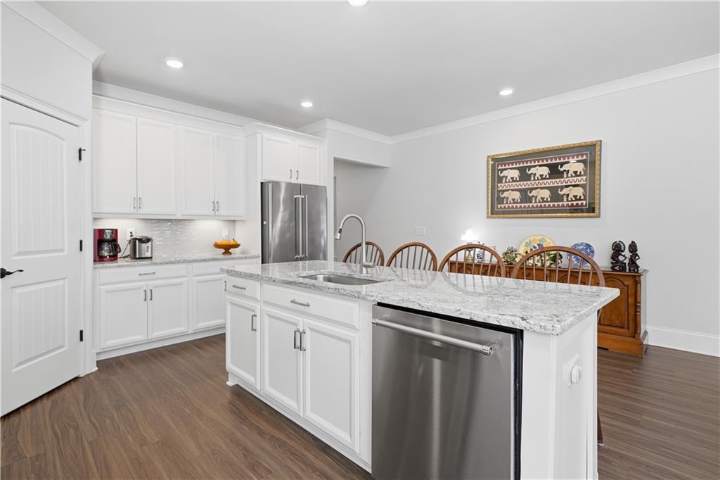 533 Windy Ridge Court