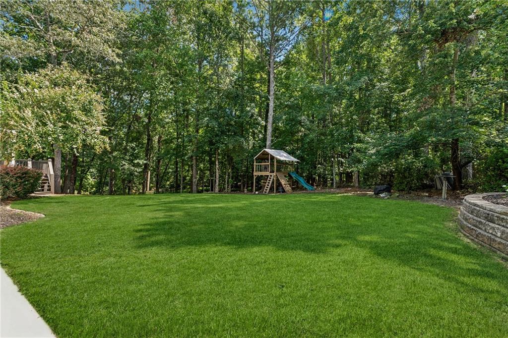 370 Longwood Lane