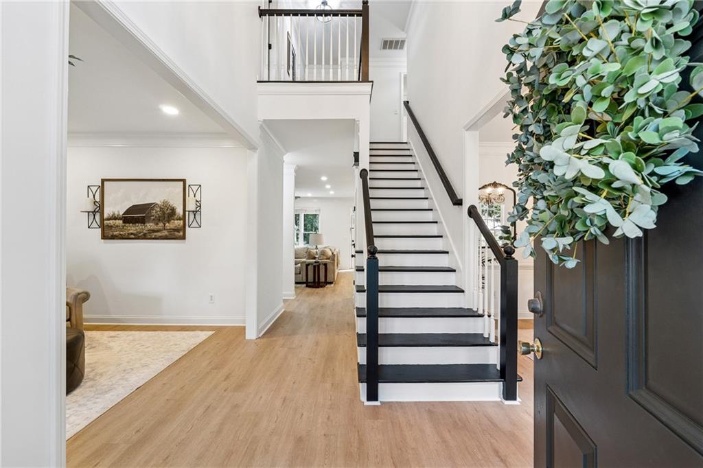 370 Longwood Lane