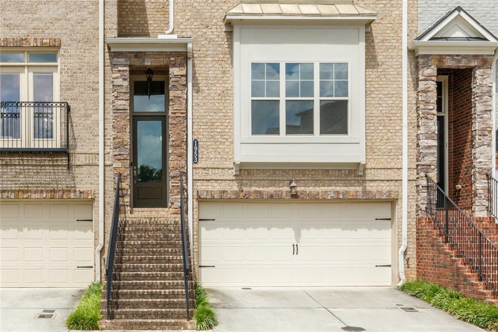 1953 Townsend Court NE