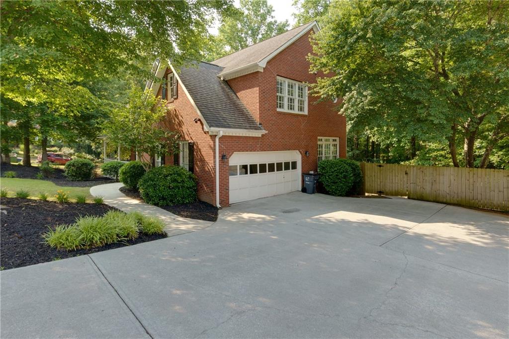 2995 Aspen Ridge Court, Snellville, Georgia image 3