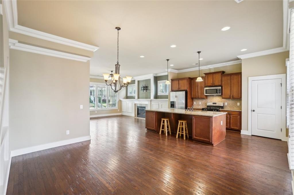 9942 Ashton Old Road