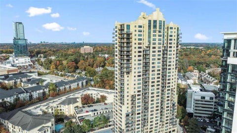 Condo For Sale - 3481 Lakeside Drive #2905<br/> Fulton County, Atlanta, GA 30326