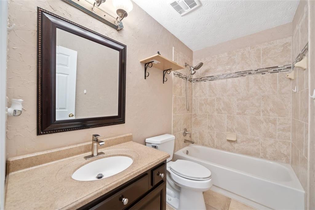 5265 Bentley Hall Drive, Alpharetta, Georgia image 28
