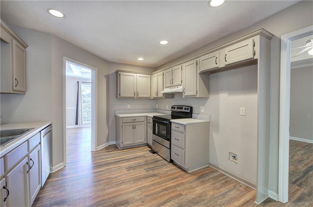 Roving Hills Estates - Residential