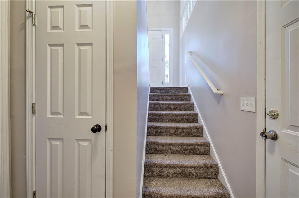 Roving Hills Estates - Residential