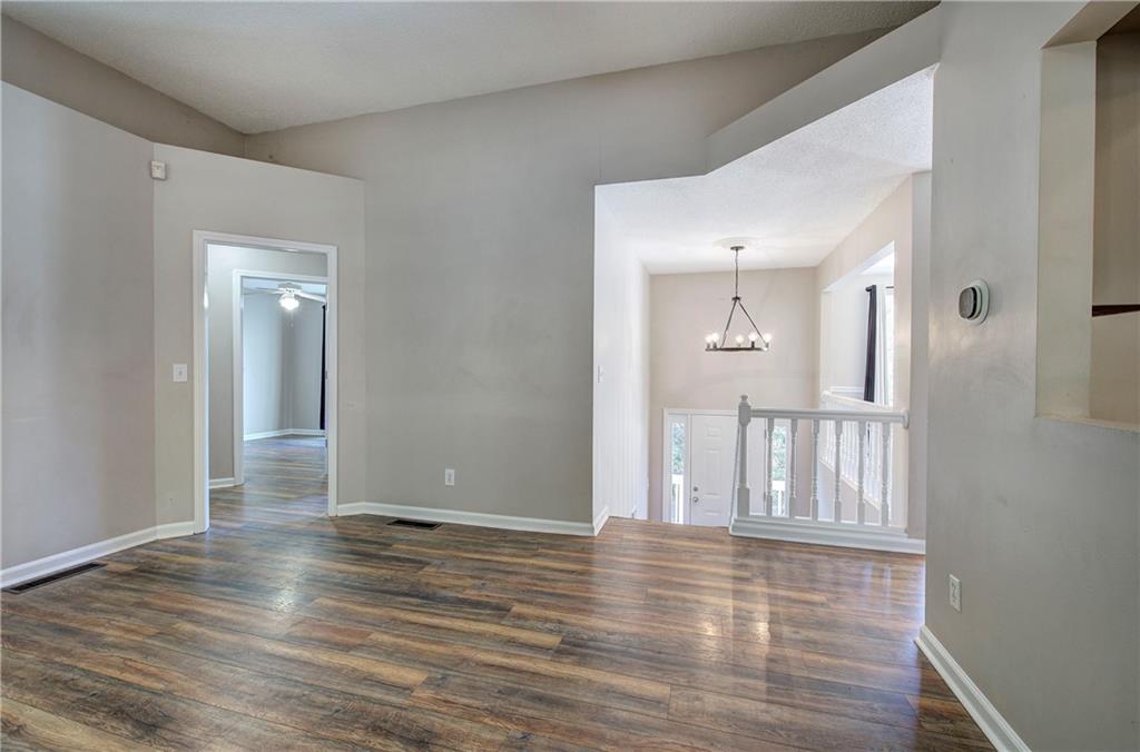 Roving Hills Estates - Residential