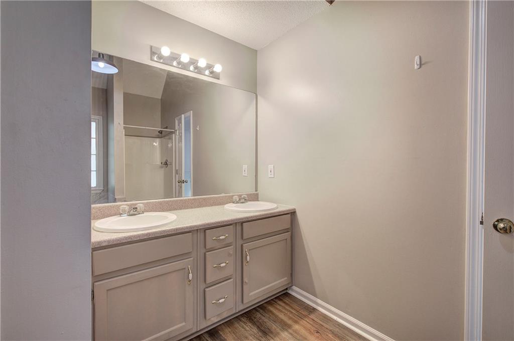 Roving Hills Estates - Residential