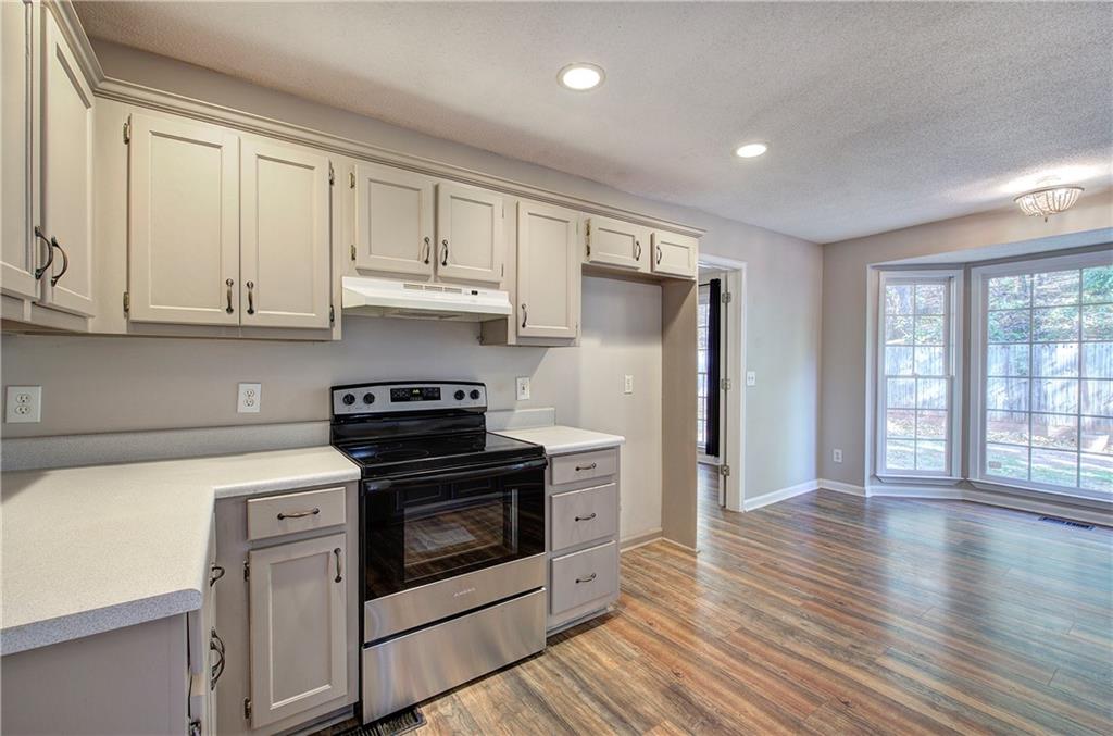 Roving Hills Estates - Residential