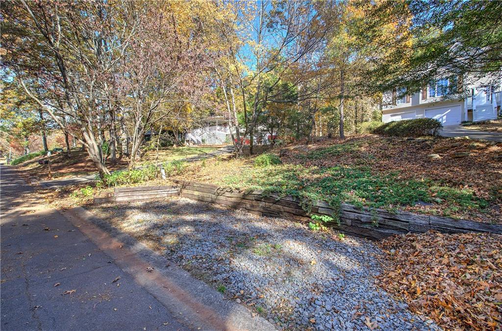 Roving Hills Estates - Residential