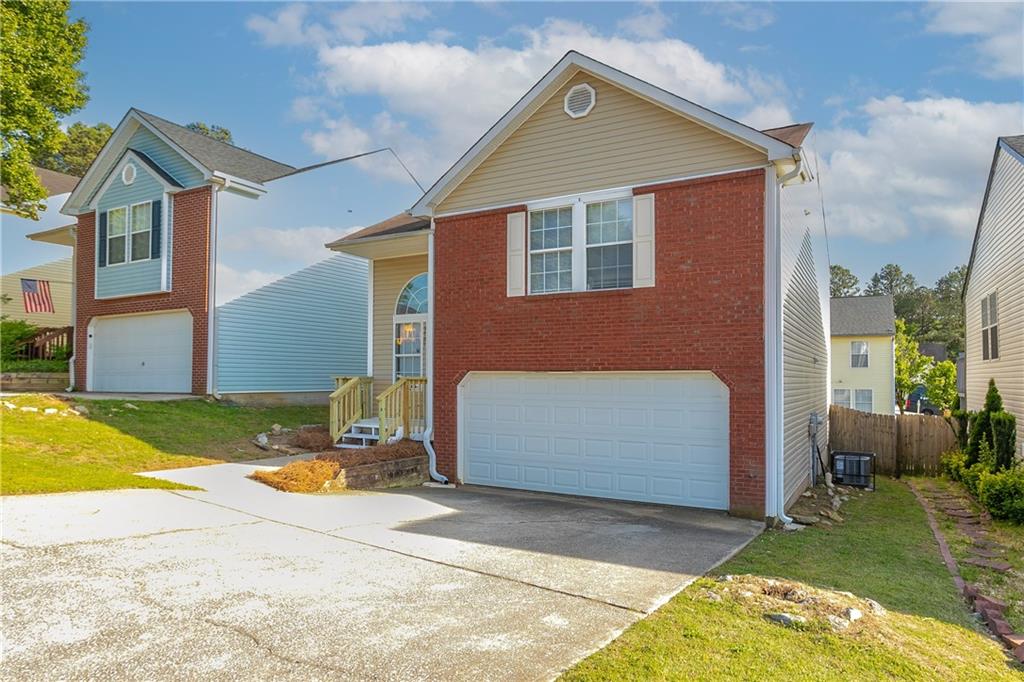 3721 Longview Drive, Douglasville, Georgia image 1