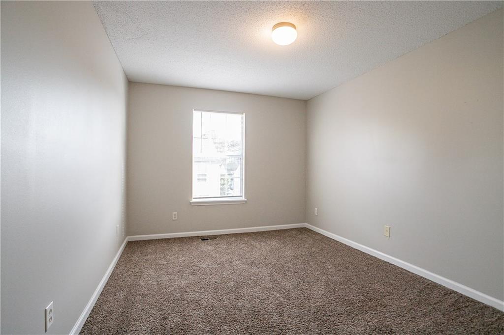 3721 Longview Drive, Douglasville, Georgia image 11