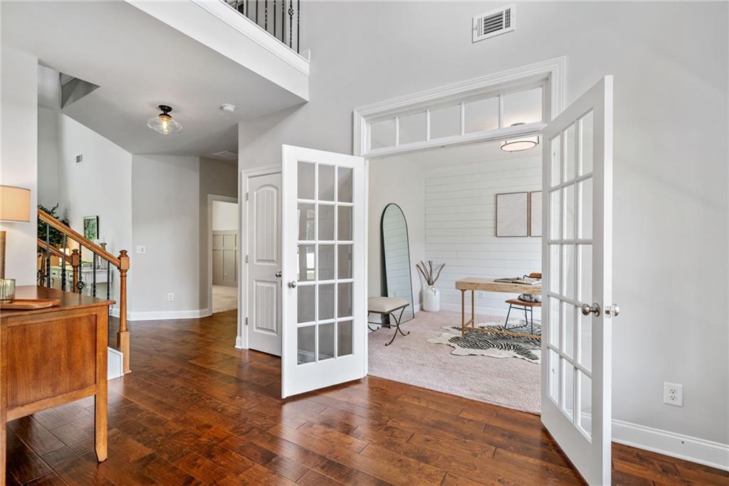 4460 Hunters Walk Way