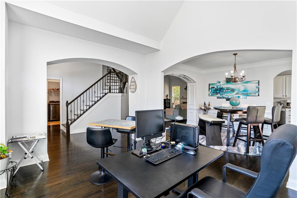 3327 Surveyor Court