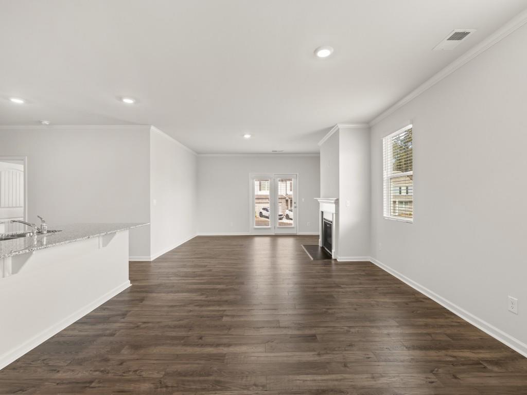 530 King Village, Braselton, Georgia image 7