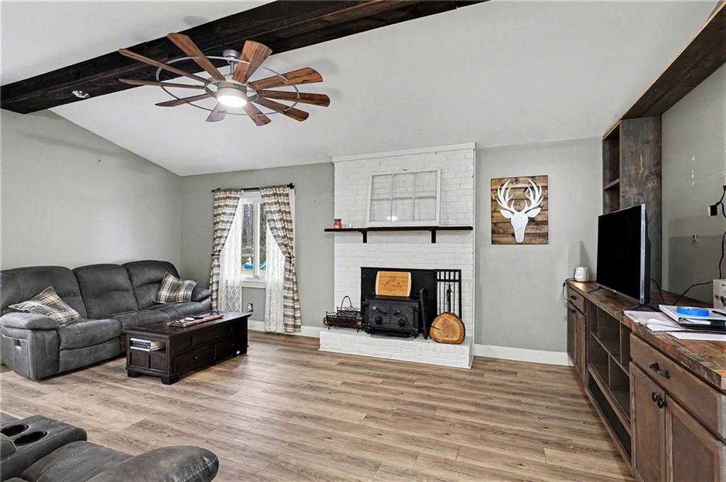 4656 S Woodlake Lane SE