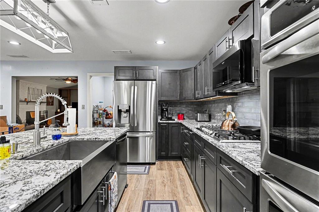 4656 S Woodlake Lane SE