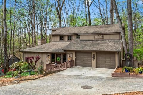 Photo of 3865 Mabry Road NE, Roswell, GA 30075 (MLS # 7747838)
