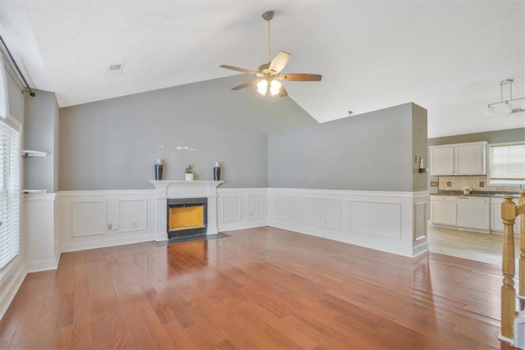 375 Shadetree Lane