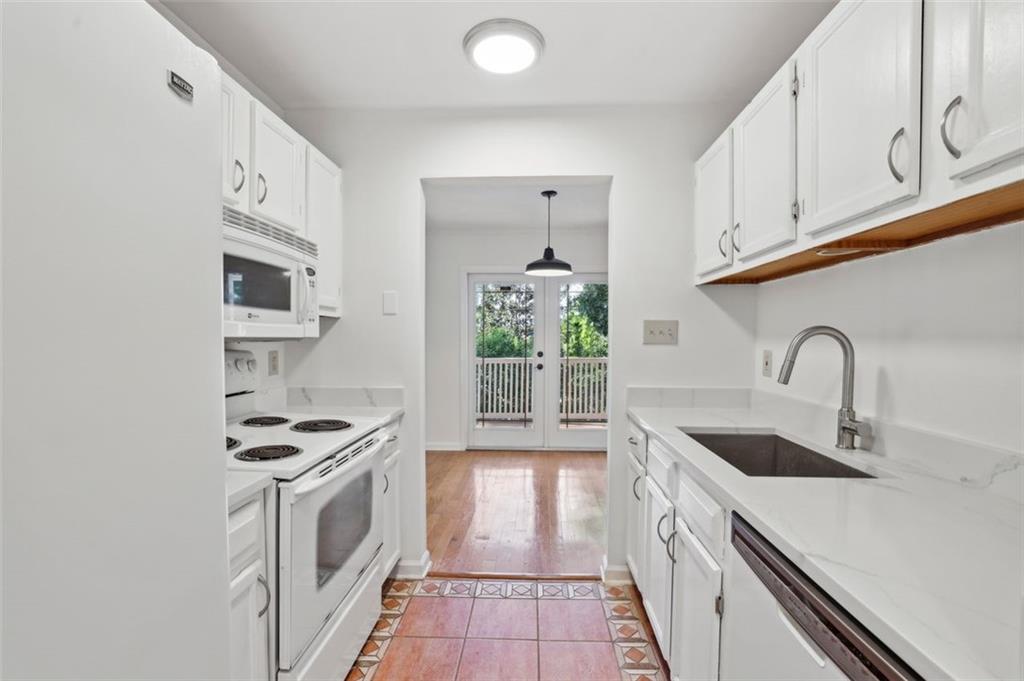 1750 CLAIRMONT Road 21