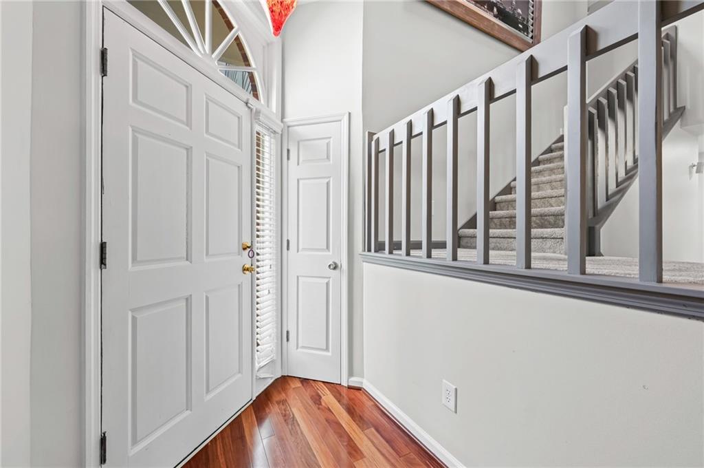 1814 Rockridge Place NE