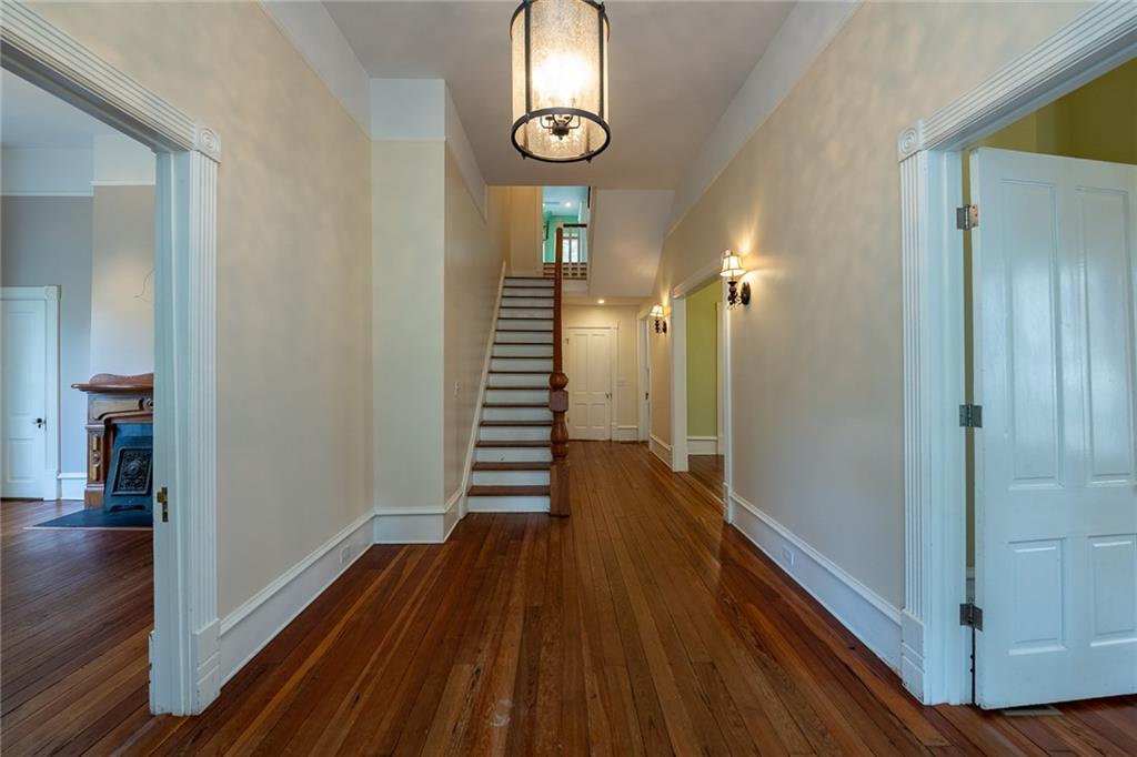 765 Woodland Avenue SE