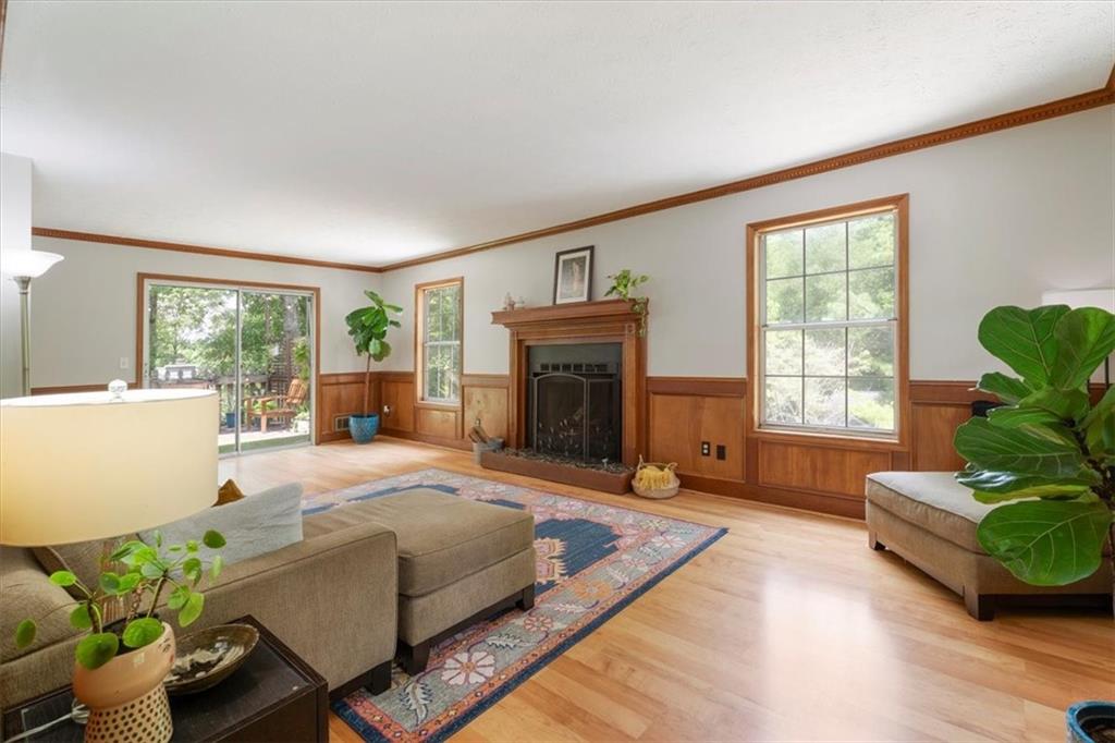 385 Roswell Farms Road