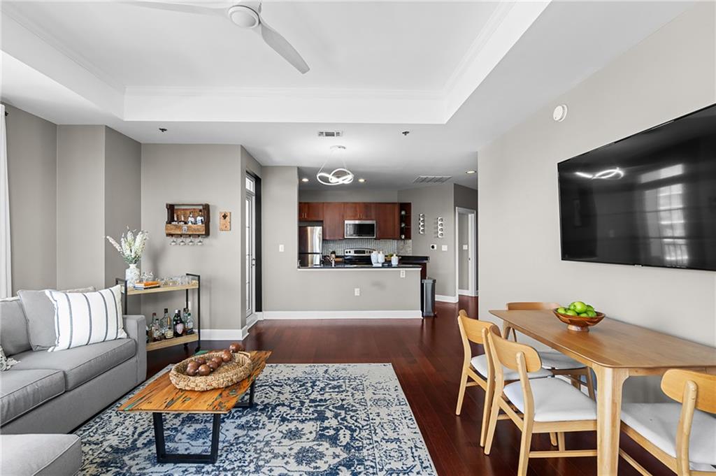 325 E Paces Ferry Road NE 1711