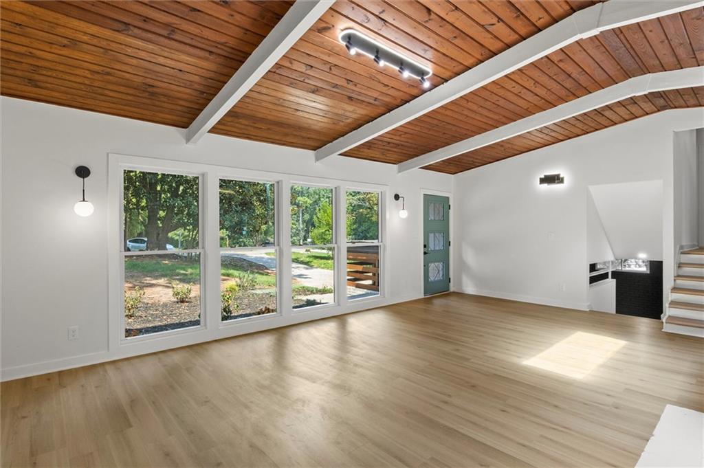 3333 Thornewood Drive