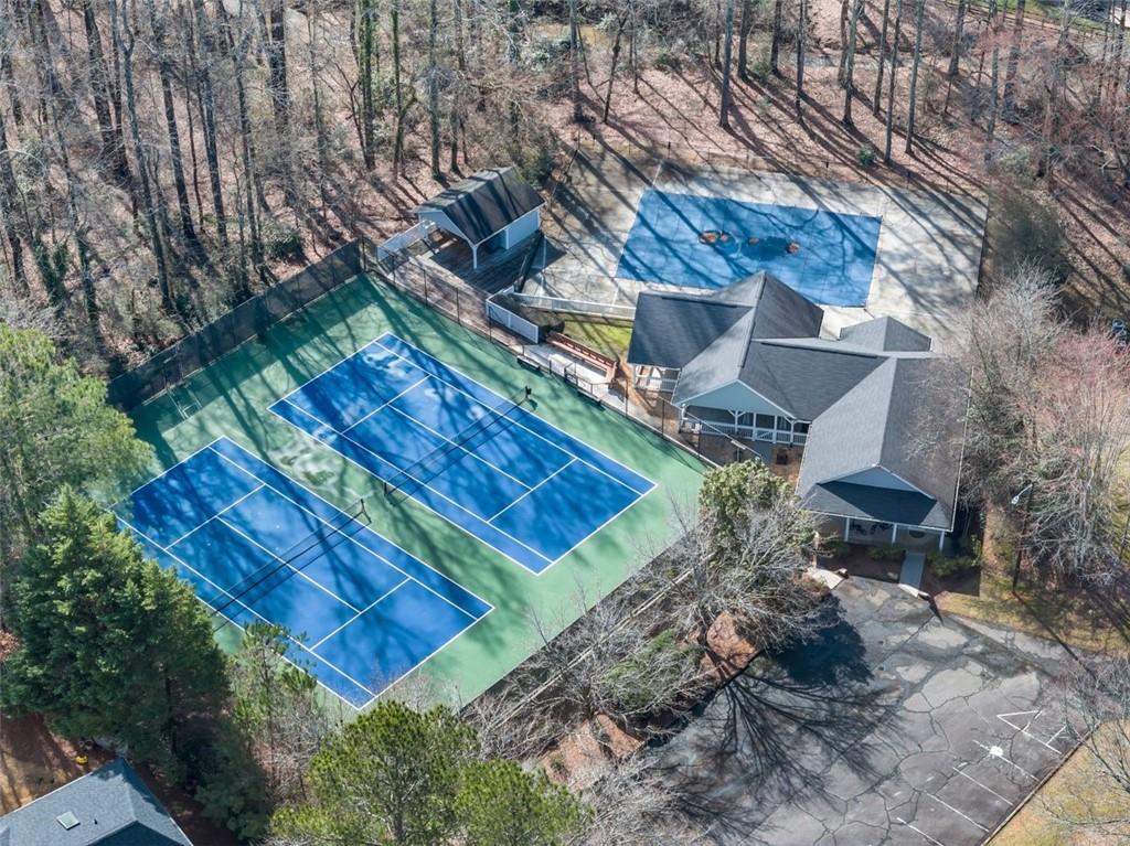 Creekside Oaks - Residential