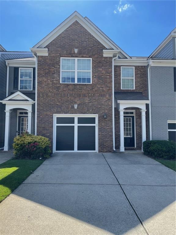 Charming Townhome in Desirable Stonehaven Terrace
Welcome to this inviting townhome located in the sought-after Stonehaven Terrace community, nestled on the southern end of Forsyth County. This beautifully maintained home features stylish upgrades throughout, including a new gas range, granite countertops in the kitchen and bathrooms, a classic tiled backsplash, and gleaming prefinished hardwood floors on the main level.
Enjoy resort-style living with exceptional neighborhood amenities: six lighted tennis courts, a large swimming pool with a fun waterslide, a playground, a fully fenced dog park, and a spacious two-story clubhouse perfect for hosting events.
Conveniently located just minutes from GA-400 (Exit 13), near shopping and restaurants. This home offers both comfort and convenience in a vibrant, well-kept community.