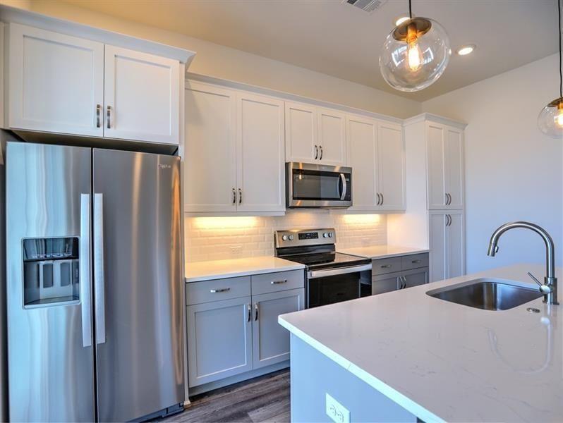 The Maxwell - Residential Lease