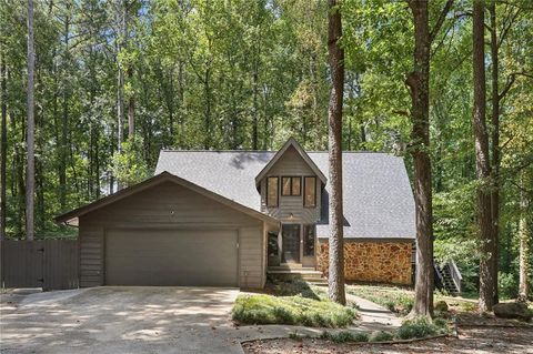 A home in Powder Springs