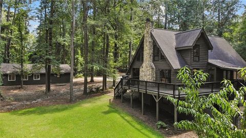 A home in Powder Springs