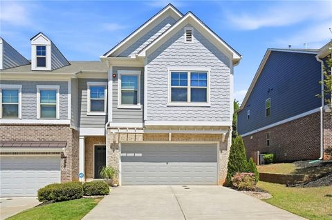 Townhouse For Sale - 130 Maple Creek Way<br/> Woodstock, GA 30188
