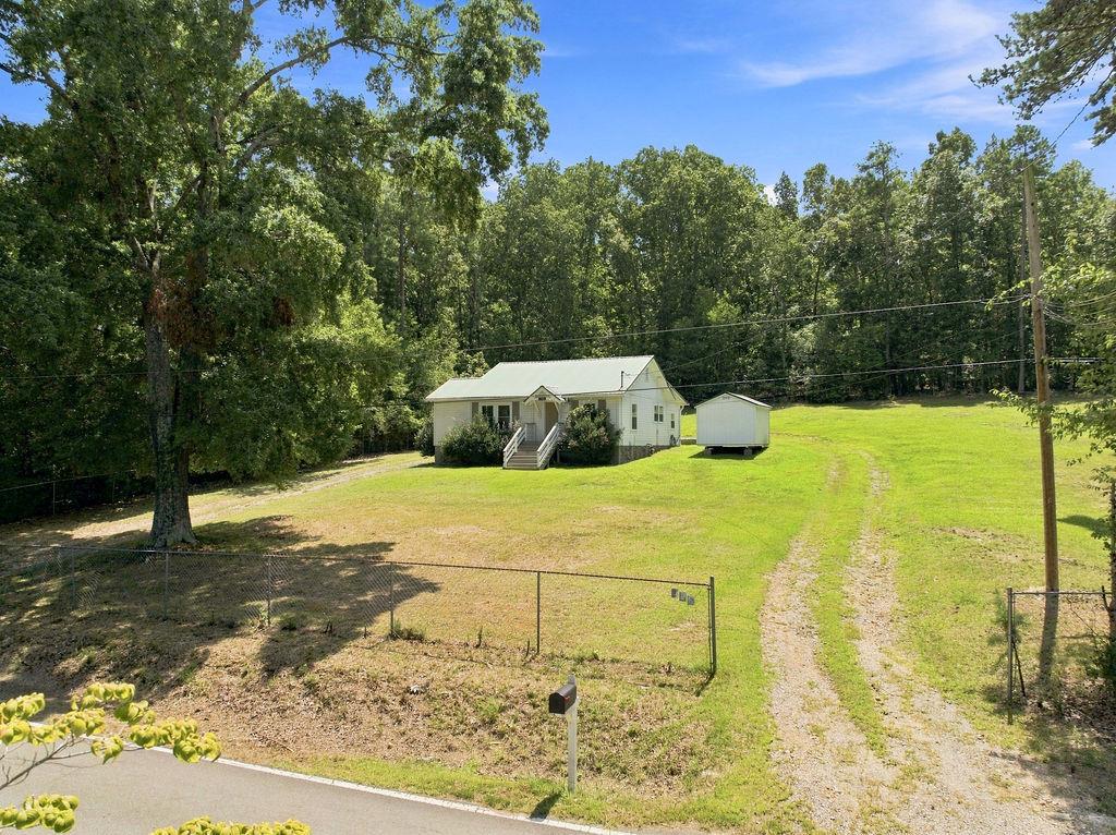 244 Pleasant Valley Road SE